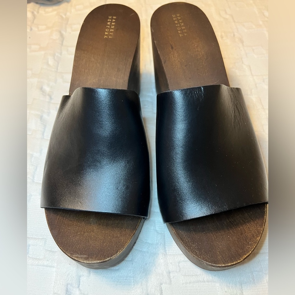 Barney’s New York wooden sole clogs. Size 42